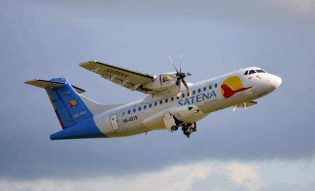ALENIA Surveyor (ATR-42-500) (HK-4979)