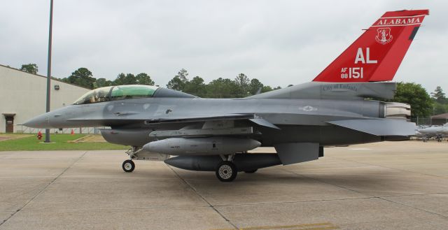 Lockheed F-16 Fighting Falcon (88-0151) - A General Dynamics F-16D Block 30K of the 187th Fighter Wing, Alabama Air National Guard taxiing along the ramp at Dannelly Field, Montgomery Regional Airport, AL - June 22, 2018.