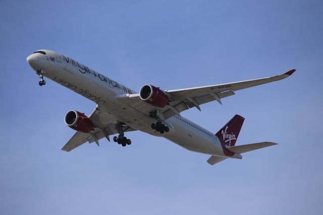 Airbus A350-1000 (G-VPOP)