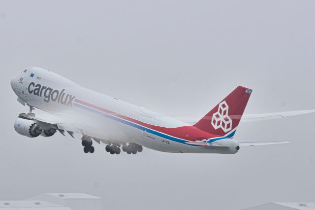 BOEING 747-8 (LX-VCE) - CargoLux 747 taking off from LAX