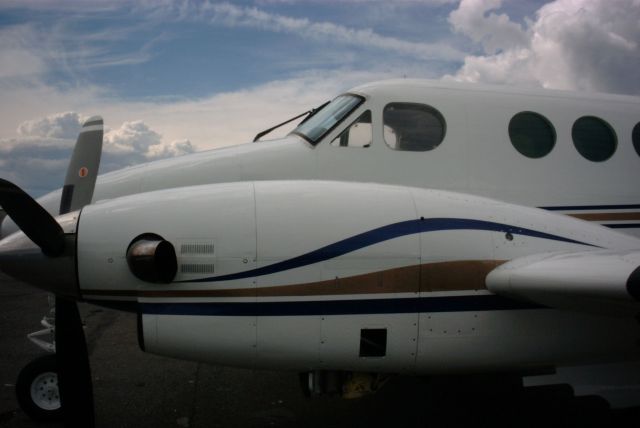 Beechcraft King Air 90 (N200RM)