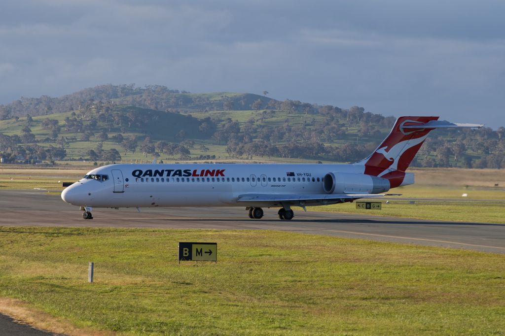 Boeing 717-200 (VH-YQU)