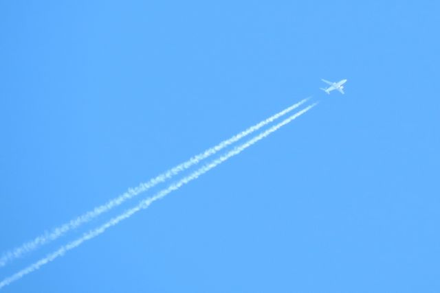 Boeing 737-700 (C-FIWJ) - Flying over San Diego en route to Puerto Vallarta from somewhere in Canada.