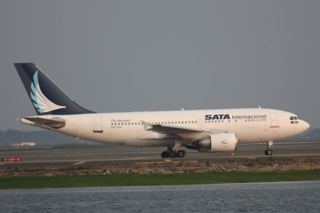 Airbus A310 (CS-TGV)