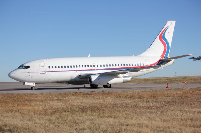 Boeing 737-200 (N733TW)