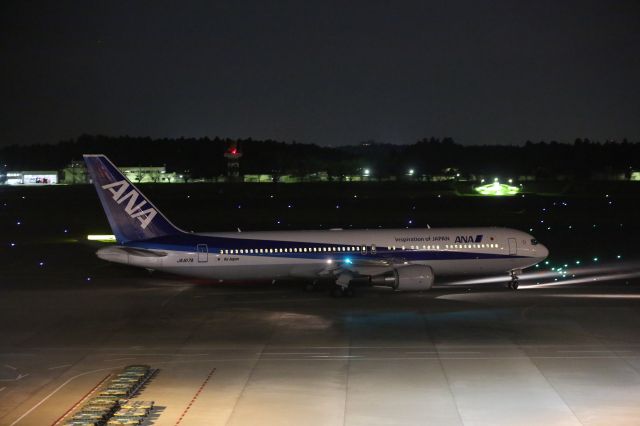 BOEING 767-300 (JA617A) - 11 October 2015: