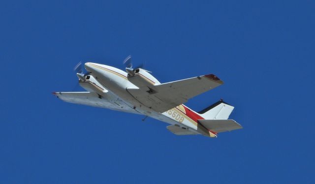 Beechcraft 55 Baron (N55DB) - Departing Carson City on 27.