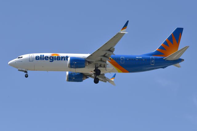 Boeing 737 MAX 8 (N811NV) - 04-12-25 23R