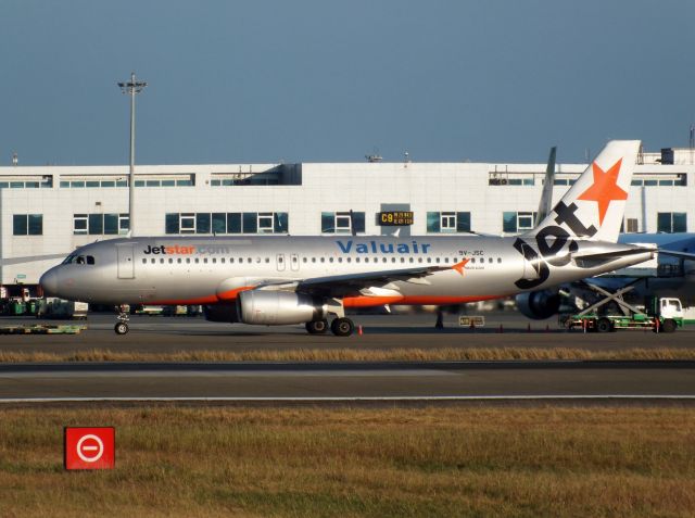 Airbus A320 (9V-JSC) - Jetstar Airways