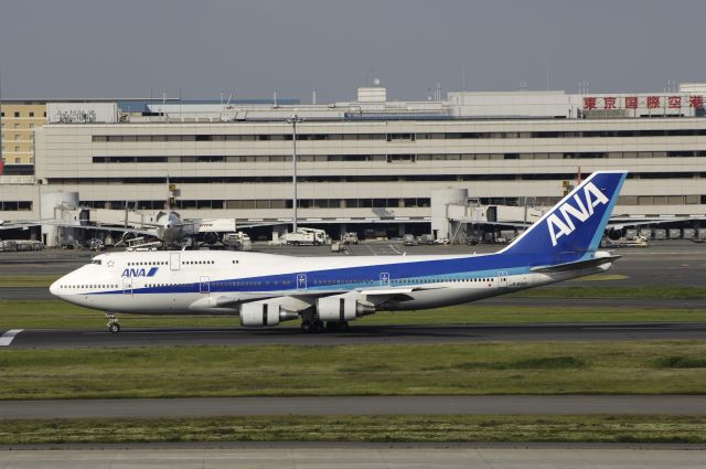 Boeing 747-400 (JA8961) - Landing at Haneda Intl Airport Rwy34L on 2012/05/18
