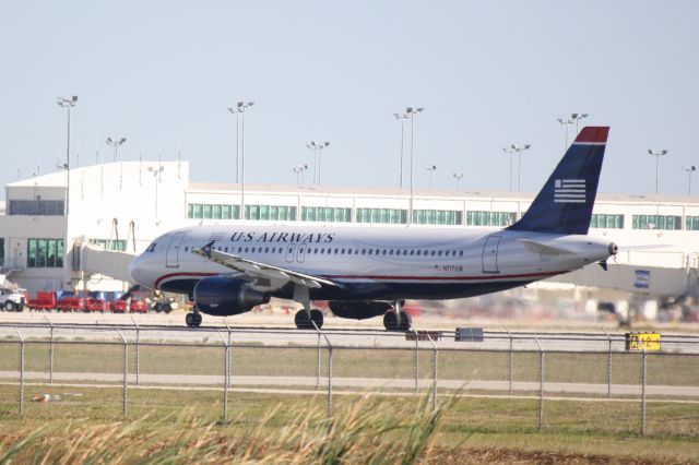 Airbus A320 (N117UW) - US Airways Flight 1930 (N117UW) departs Runway 6 at Southwest Florida International Airport enroute to Philadelphia International Airport