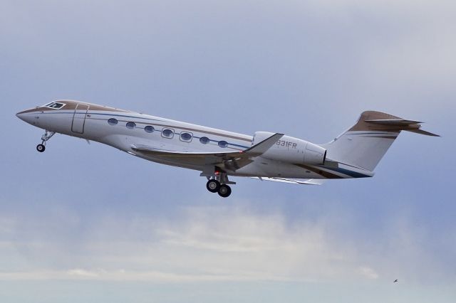 GULFSTREAM AEROSPACE G-7 Gulfstream G600 (N831FR)