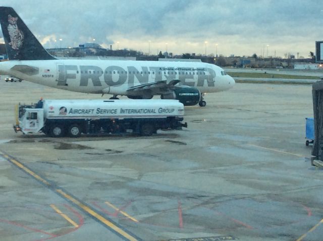 Airbus A319 (N919FR) - Taxiing for takeoff to Palm Beach