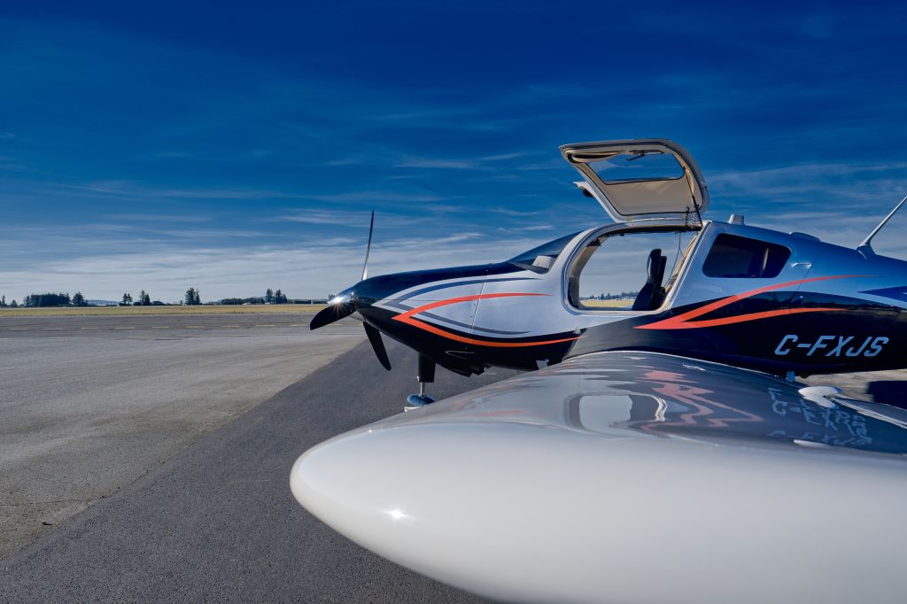 Cessna TTx (C-FXJS)