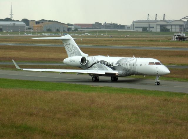 Bombardier Global 5000 (OE-IXX)