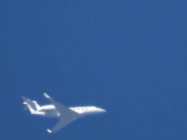 Gulfstream Aerospace Gulfstream G500 (N924JE) - SNA-SGFbr /01/13/22