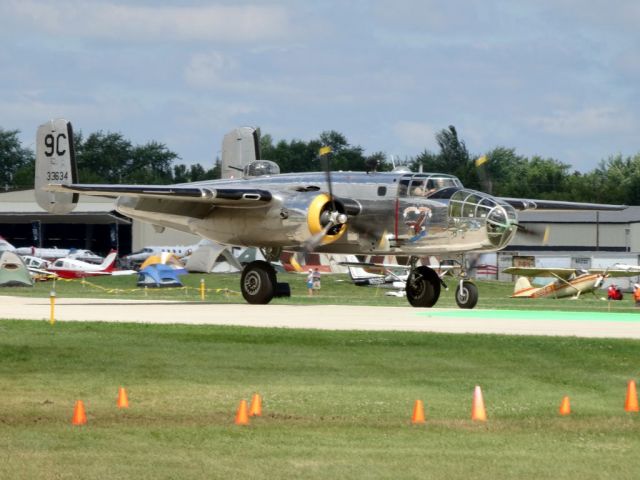 North American TB-25 Mitchell (N1042B) - 1944 B-25N