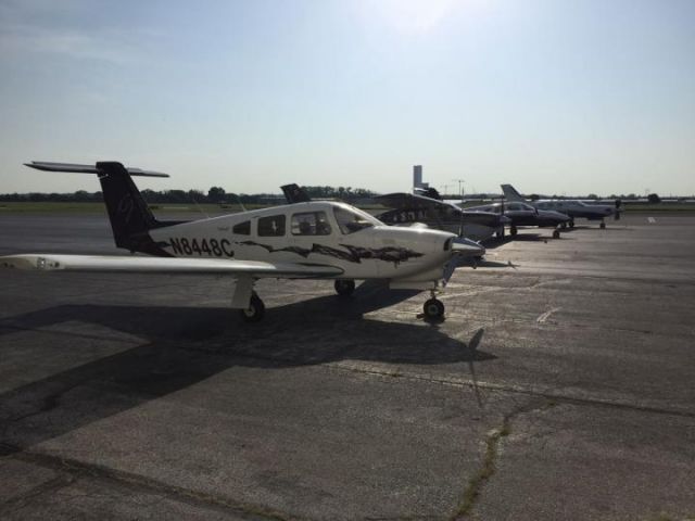 Piper Cherokee Arrow (N8448C)