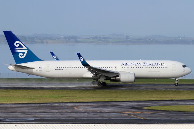 BOEING 767-300 (ZK-NCG)