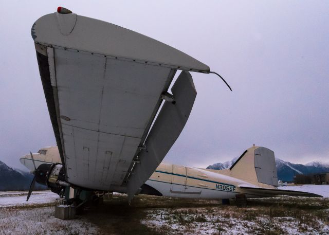 Douglas DC-6 (N305SF) - Palmer, Alaska 