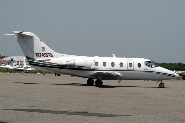 Beechcraft Beechjet (N749TA) - Parked on the Atlantic Aviation ramp on 07-Jun-07, the aircraft has since been re-registered N499LX.