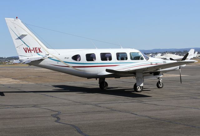 Piper Navajo (VH-IEK)