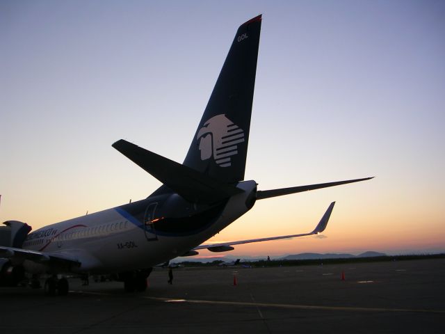 Boeing 737-700 (XA-GOL) - morning has broken, ready to fly ready to have joy of life