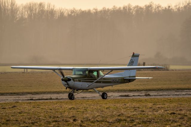 Cessna 152 (OK-RAJ) - After landing before sunset