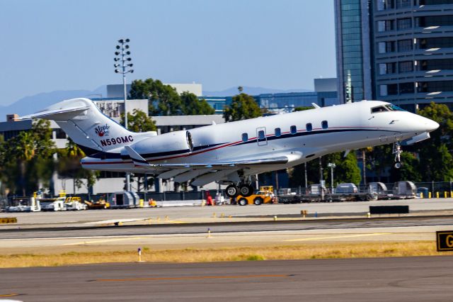 Bombardier Challenger 300 (N590MC) - Dippin Dots LLC