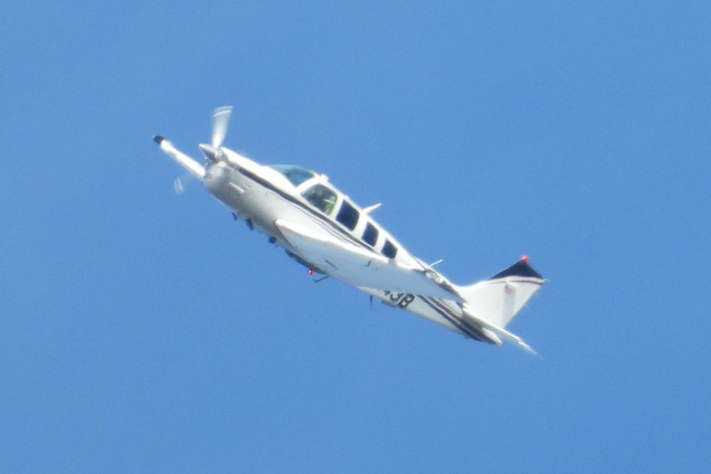 Beechcraft Bonanza (36) (N3243B) - 2020-01-01 12:08 PM PST, near CA35, San Rafael, CA 94903