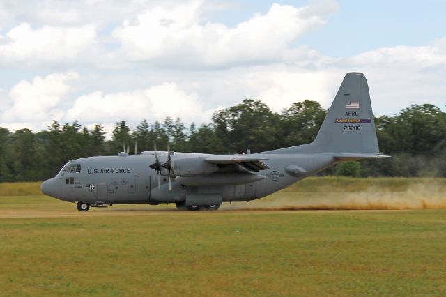 Lockheed C-130 Hercules (92-3288) - A USAF Lockheed C-130H, cn 382-5353, from the 934th Airlift Wing, Flying Vikings, Minneapolis, MN, arriving at Young Air Assault Strip on 26 Jul 2013.