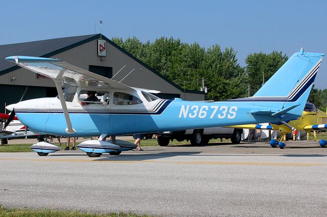 Cessna Skyhawk (N3673S)