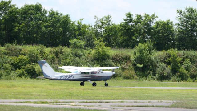 Cessna Cardinal (N19880)