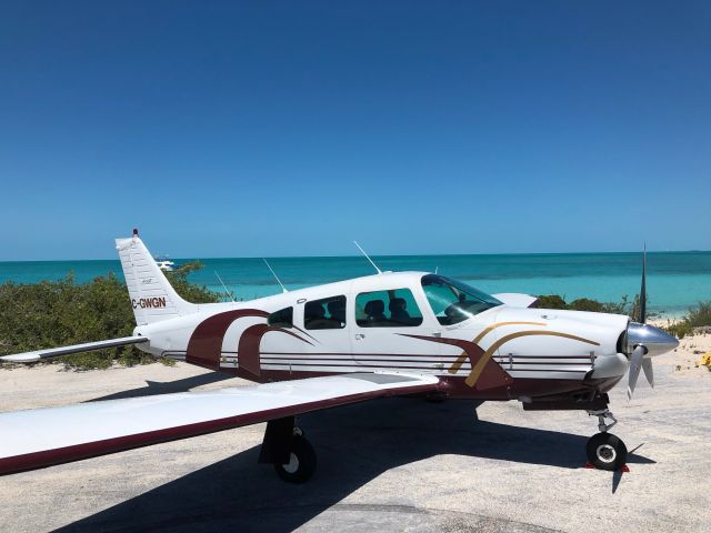 Piper Cherokee Arrow (C-GWGN)