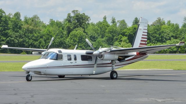 Rockwell Turbo Commander 690 (N840CF)