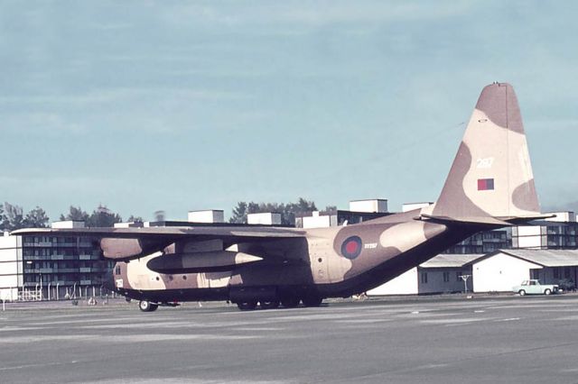 Lockheed C-130 Hercules (XV297) - Lockheed Hercules C1 RAF XV297, RAAF Butterworth mid 1970s.