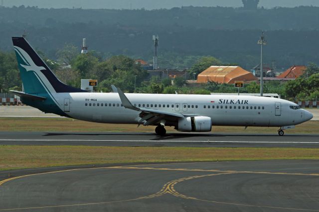 Boeing 737-800 (9V-MGA)