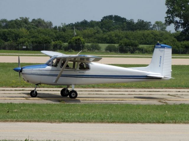 Cessna Skyhawk (N6207E)