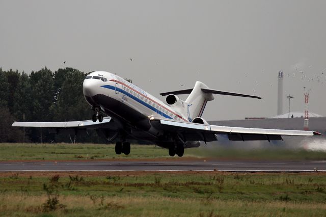 Boeing Super 27 (200) (N727M)