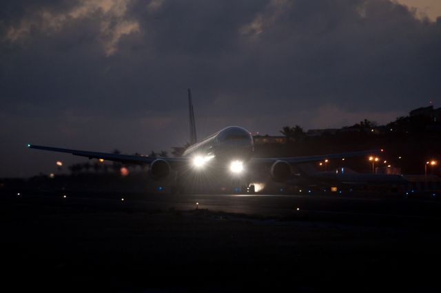 Boeing 757-200 —