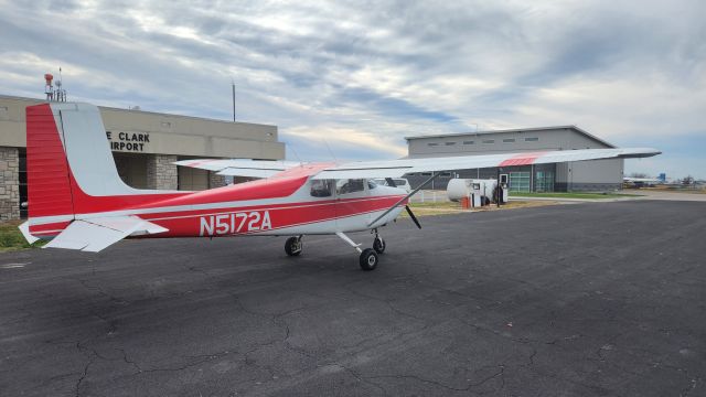Cessna Skyhawk (N5172A) - I was inside the terminal and saw this snazzy looking airplane so I had to snap a picture. The pilot told me it's serial number 172.