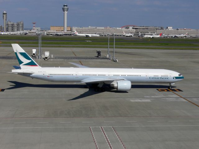 BOEING 777-300 (B-KPX)