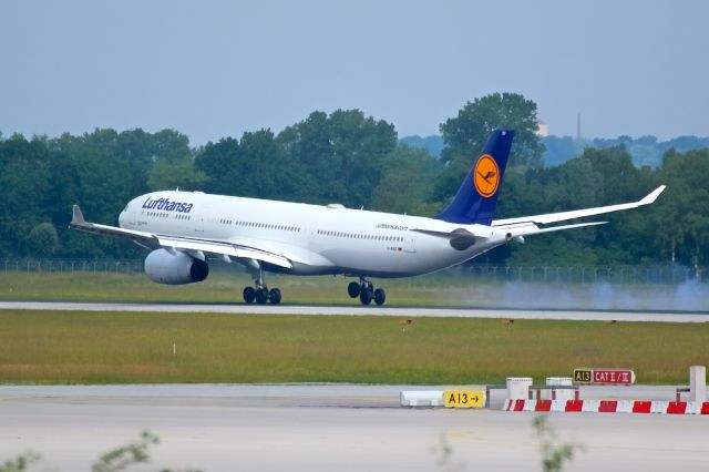 Airbus A330-300 (D-AIKF)