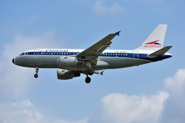 Airbus A319 (N745VJ) - 08-11-18 5-L