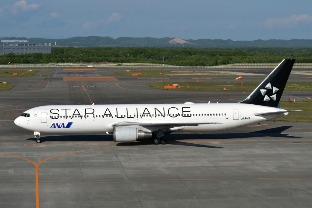 BOEING 767-300 (JA614A) - 2022-06-07