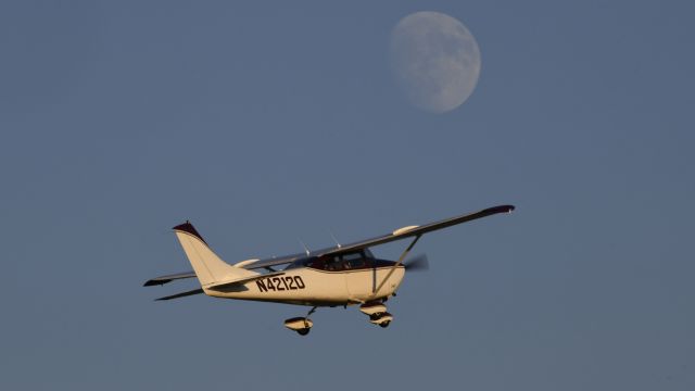 Cessna Skylane (N42120) - Departing AirVenture 2023 on 18R