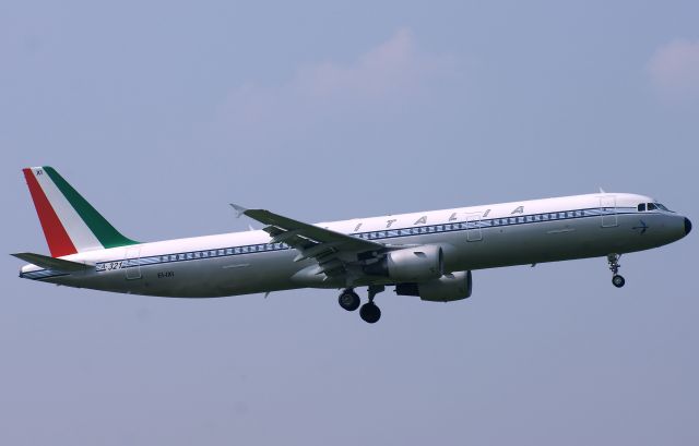 Airbus A320 (EI-IXI)