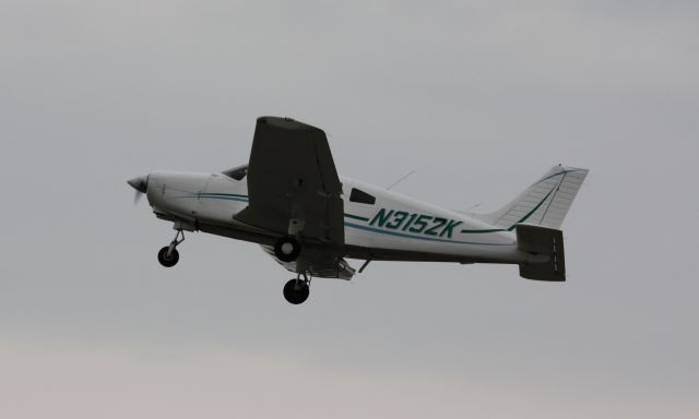 Piper Cherokee (N3152K)