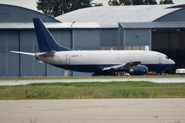 BOEING 737-300 (N569TR) - 07-13-23