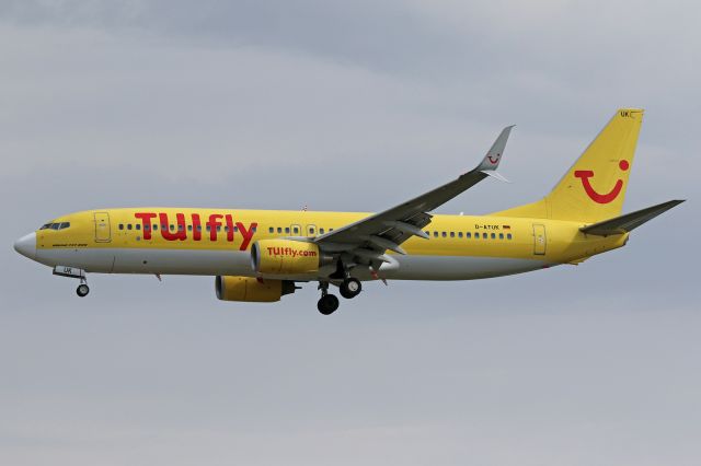 Boeing 737-800 (D-ATUK)